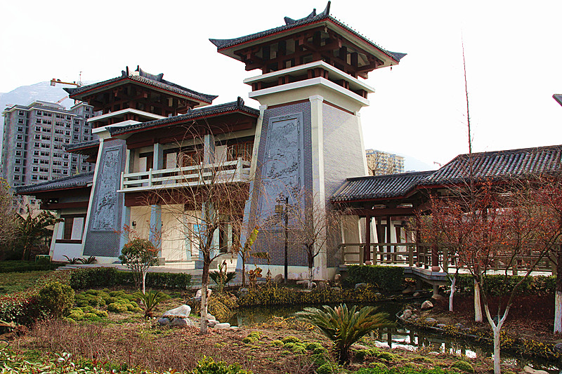 武都旅游景点大全,武都旅游景点大全 万象洞