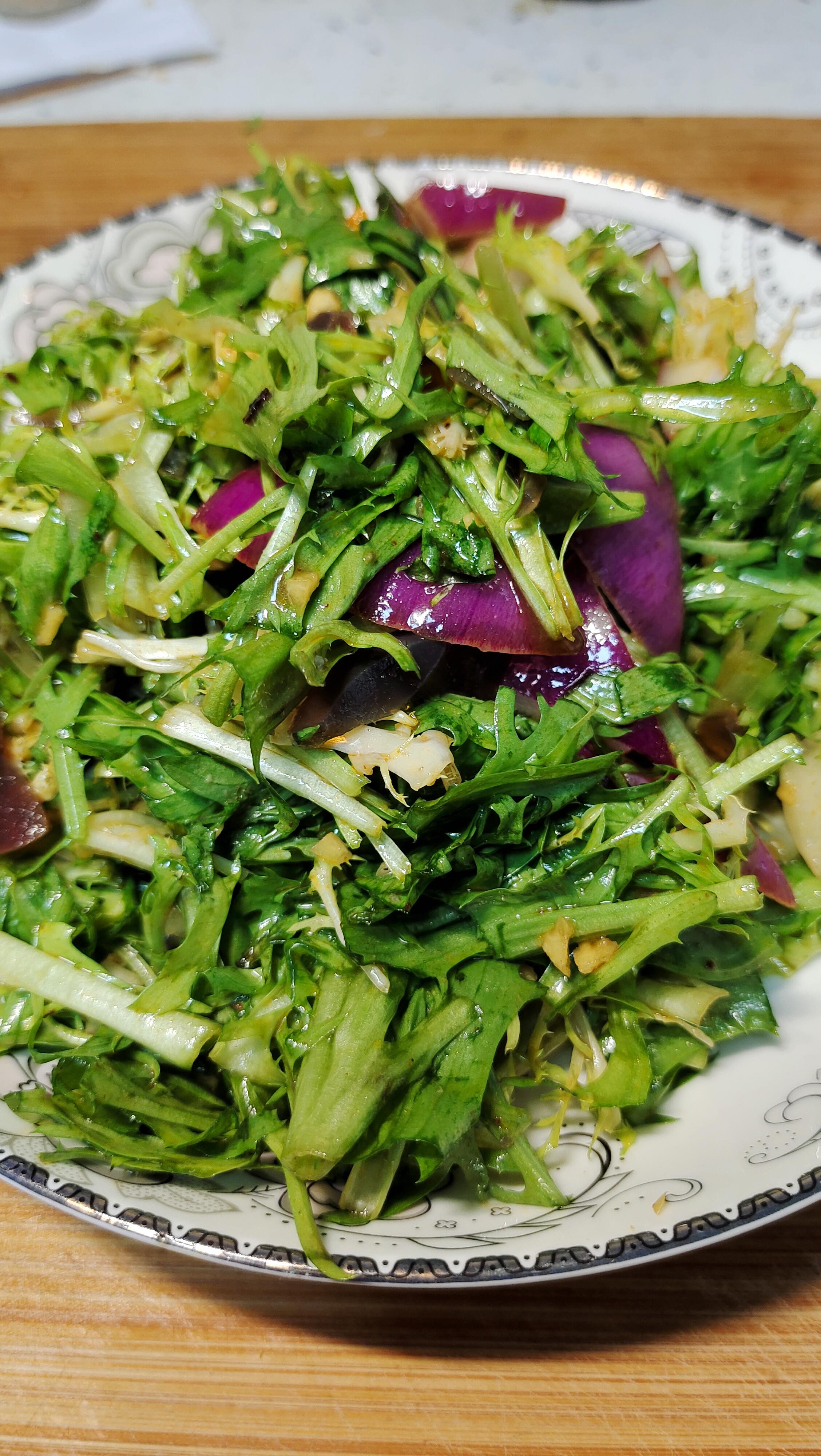苦菊怎么做好吃热菜,苦菊怎么做好吃热菜视频