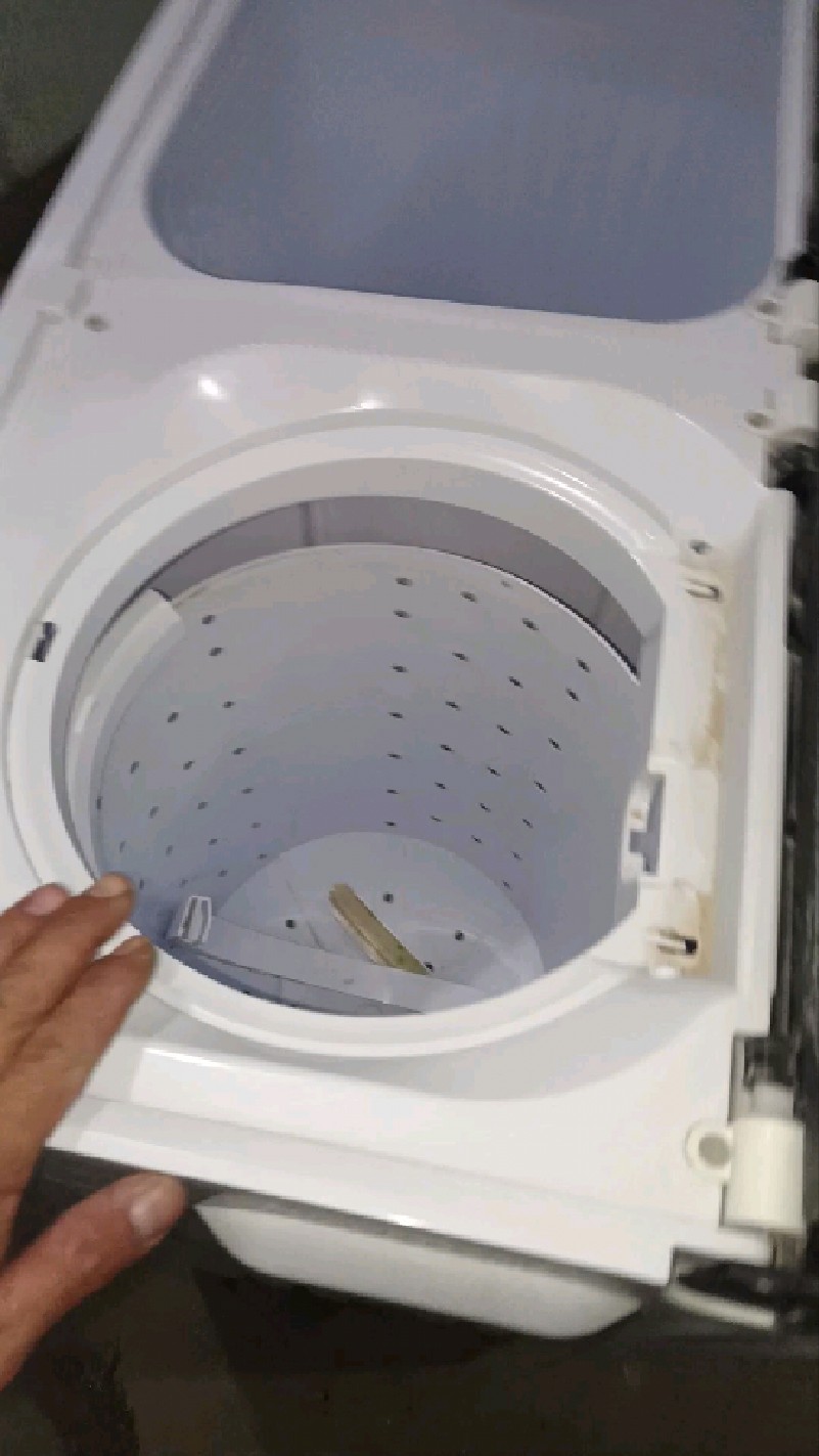 洗衣机甩桶转但无力,洗衣机甩桶没劲甩不起来什么情况