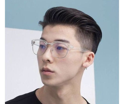 男发际线高留什么发型,男发际线高适合留长发吗