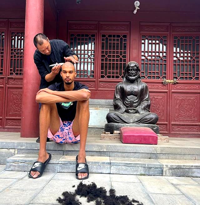 闭关是什么意思,微信显示有人在闭关是什么意思