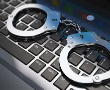 致命一击被铐是哪一集,致命一击解释
