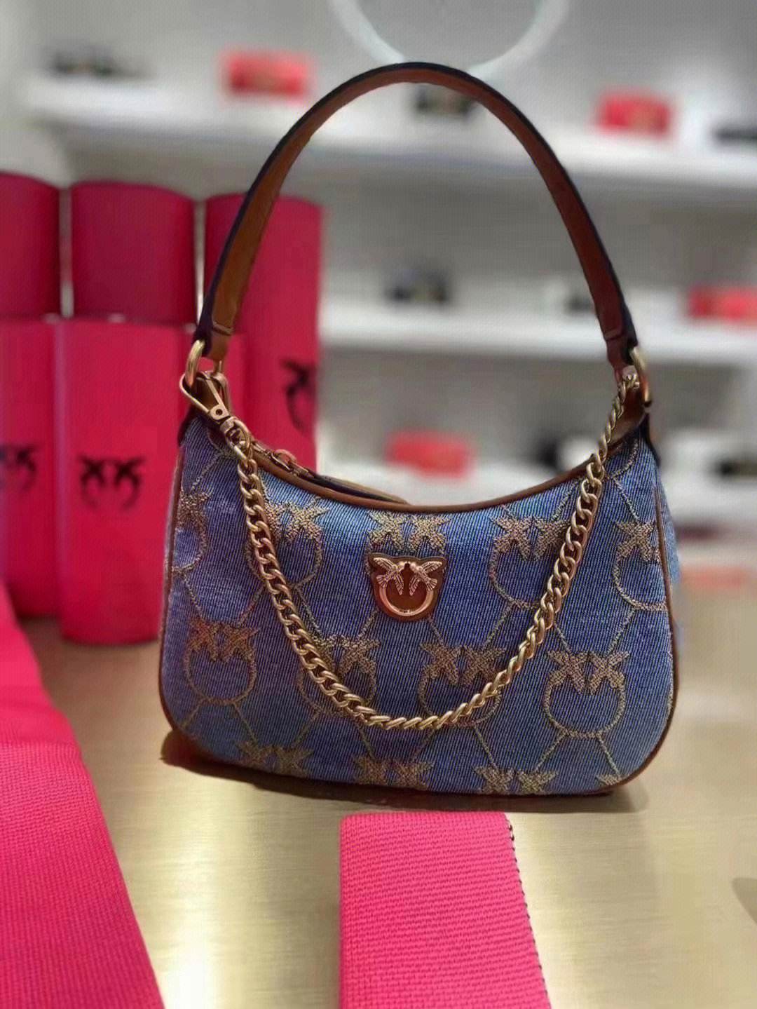 pinko包包属于什么档次的简单介绍