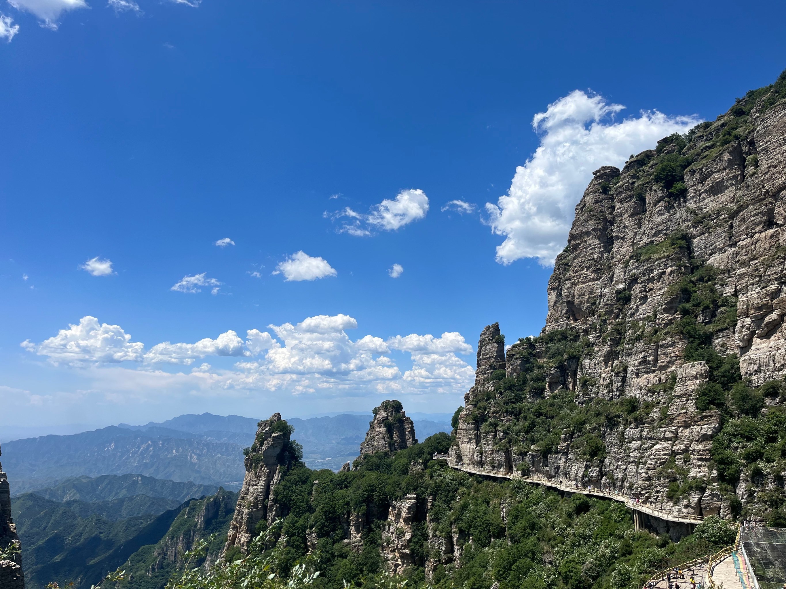 白石山国家地质公园,白石山国家地质公园怎么样