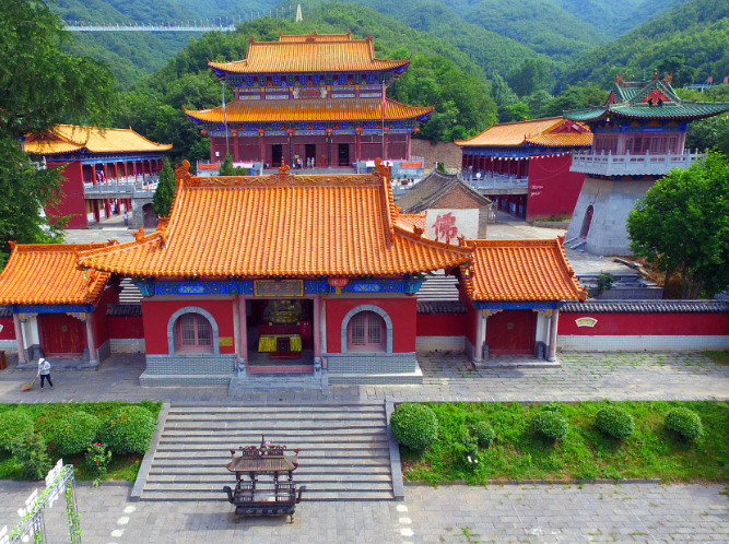 本溪旅游景点哪里好玩,辽宁旅游必去十大景点