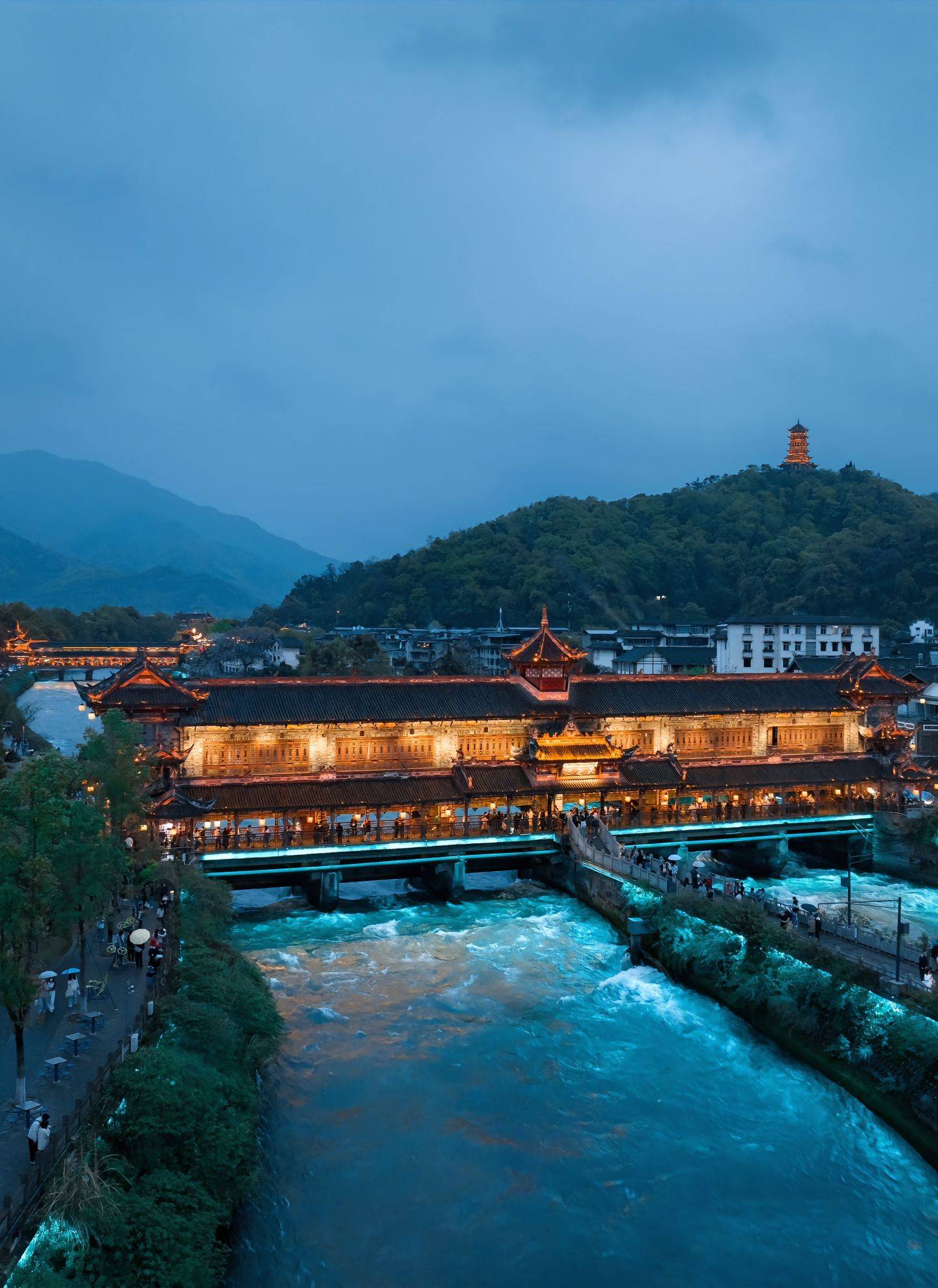 景点旅游,七八月份最佳旅游胜地