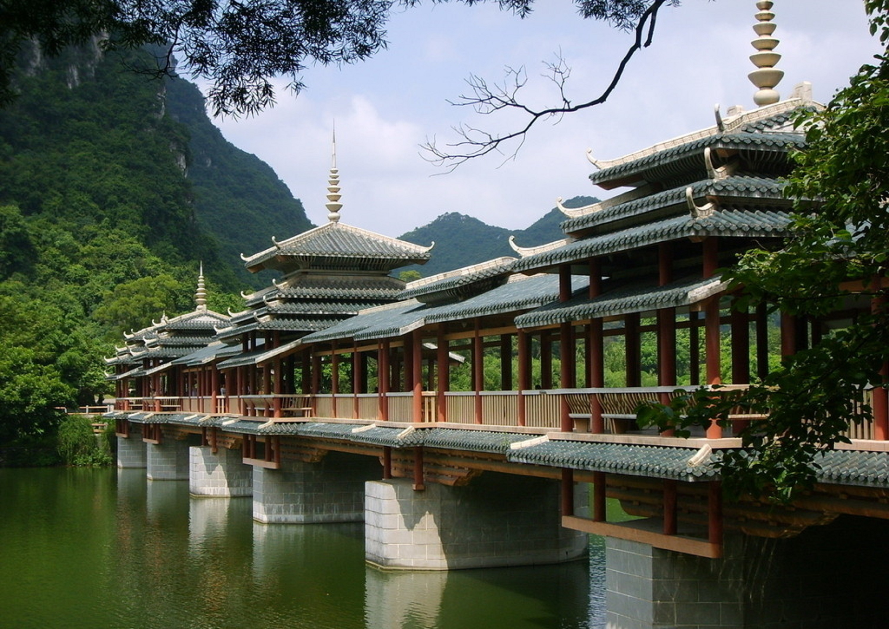 柳州旅游景点,柳州旅游必去十大景点