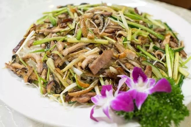 鸡栖凤巢,鸡栖凤巢的典故