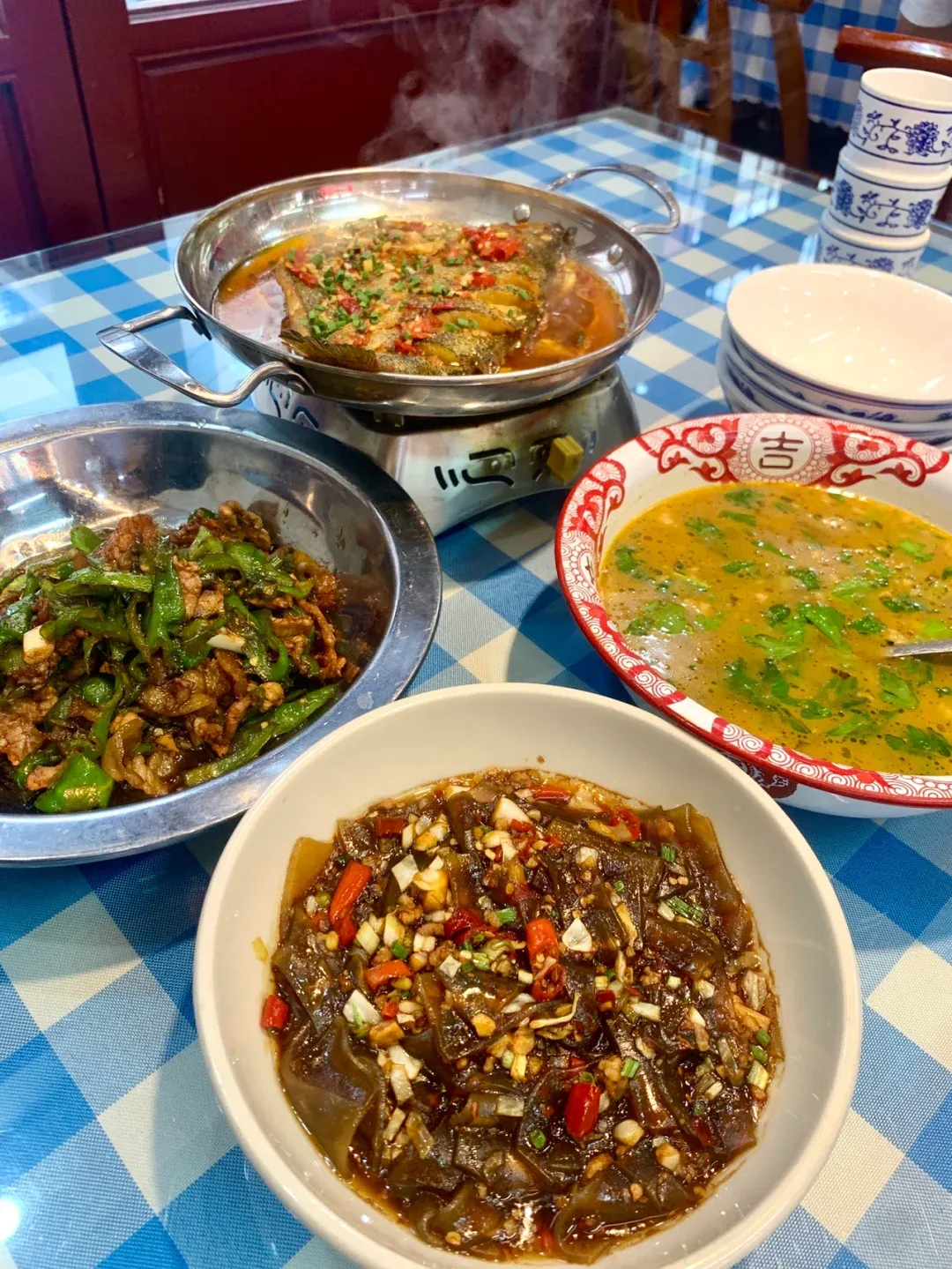 附近美食店,附近美食小吃一条街