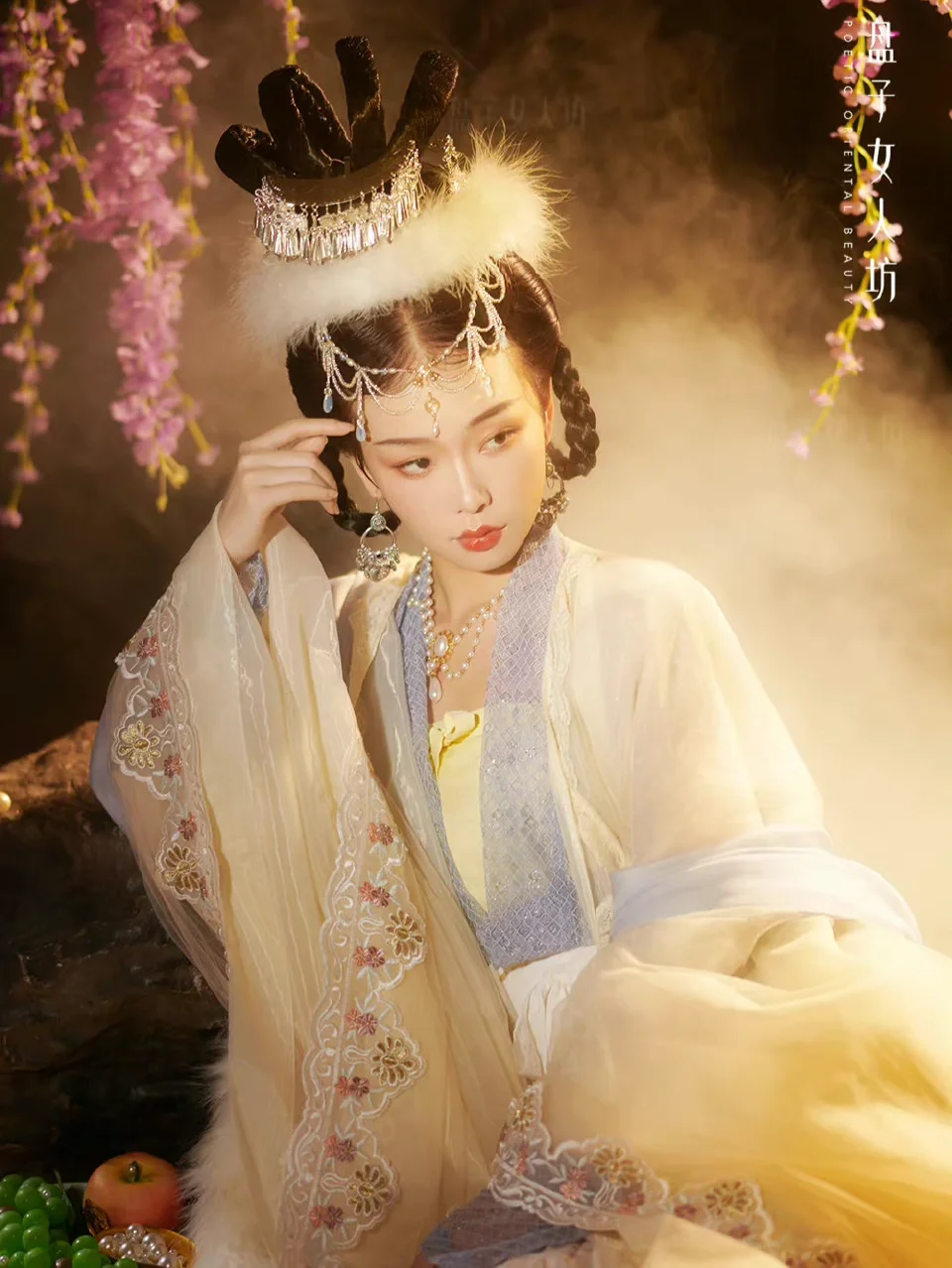 朱唇皓齿什么意思,朱唇皓齿形容男还是女