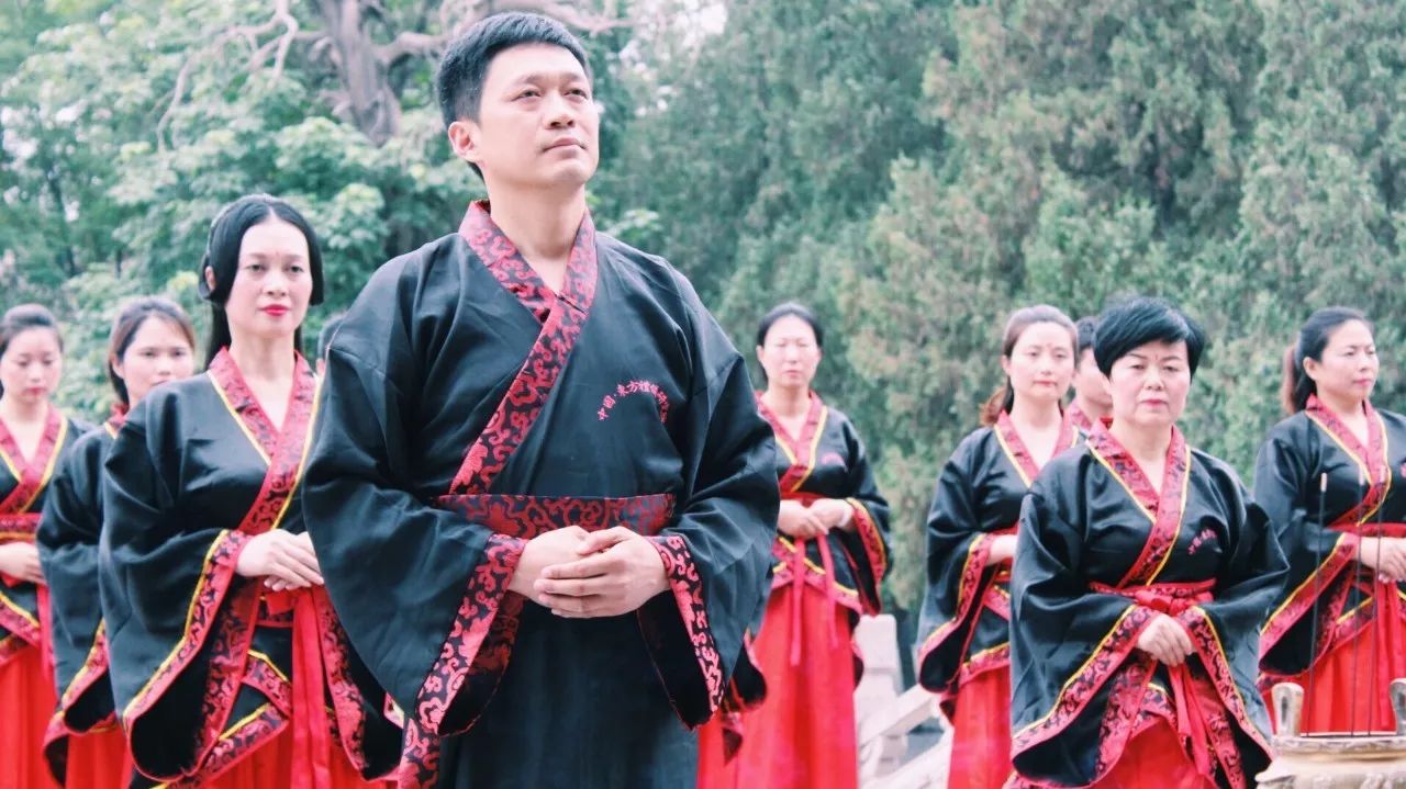 仰事俯畜,仰事俯畜代表什么生肖