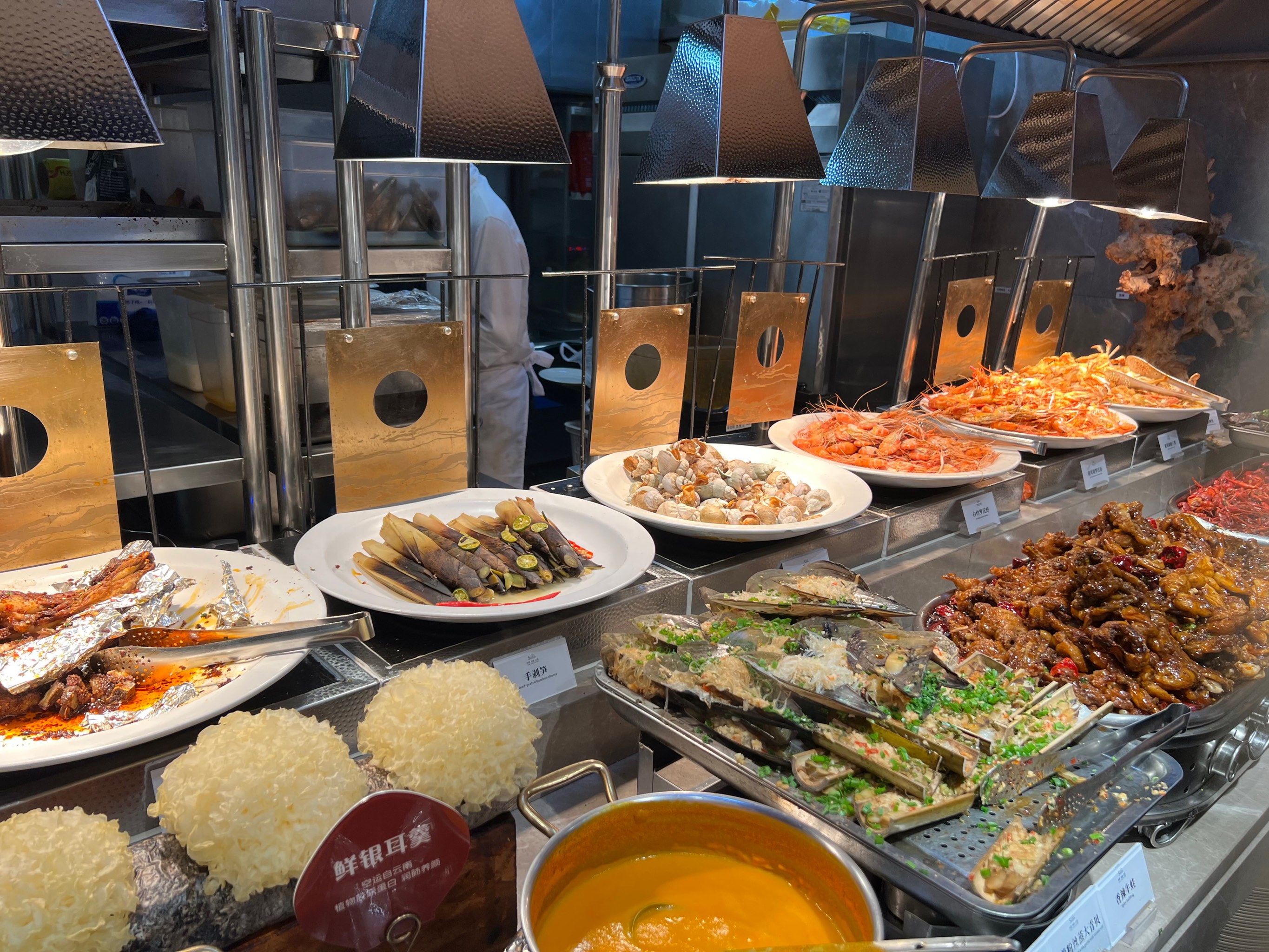 附近美食海鲜自助餐厅,万达自助海鲜餐厅88元钱一位